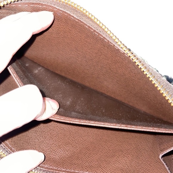 Authentic Louis Vuitton Brown Monogram Mini Lin Zippy Wallet - Picture 12 of 16